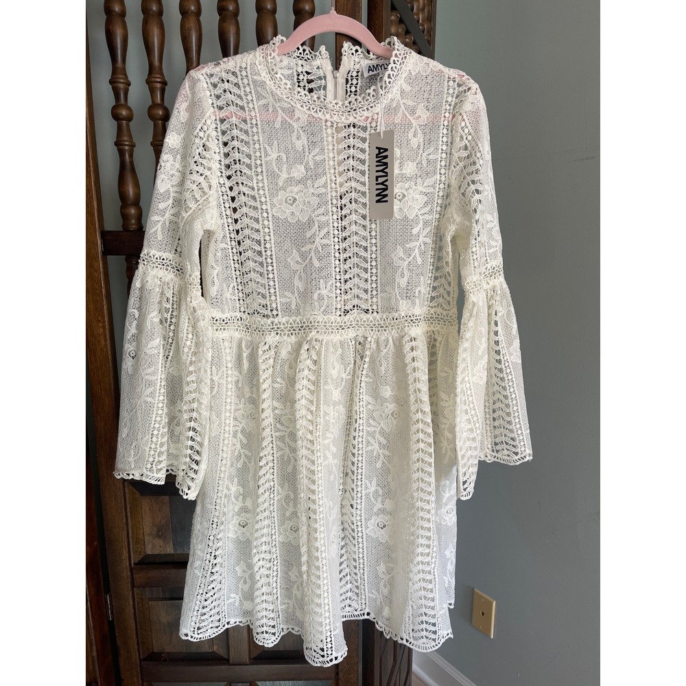 NWT Amy Lynn Theia Lace Mini Dress Beige Floral Bell Sleeve Mock Neck Large - Picture 2 of 7